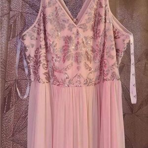 David’s Bridal maxi Dress, size XL,like new,has bridal boutique cover also